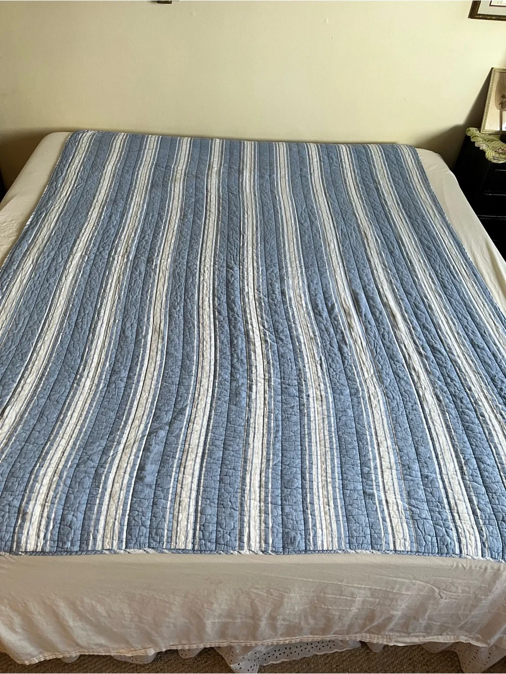 Crown & Ive Denim Blue and White Striped Comforter - Twin  74x80